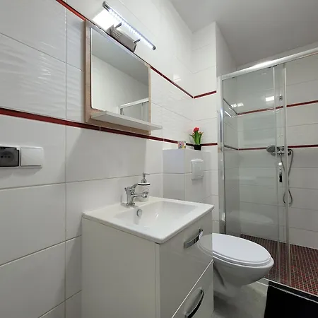 Apartamento Parkowe Nr 5 *
